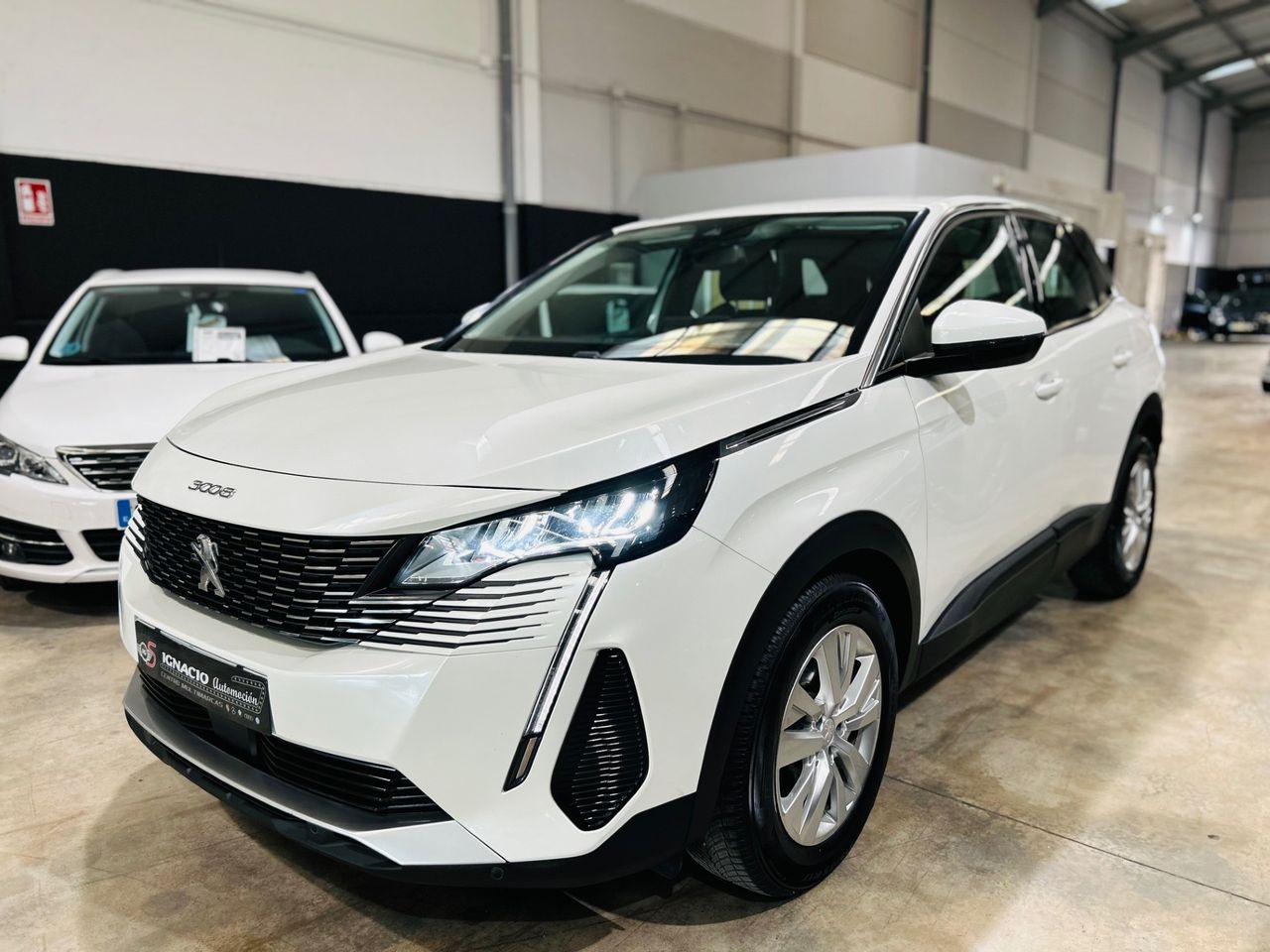 Peugeot 3008 1.5Hdi Active Pack 130   - Foto 1