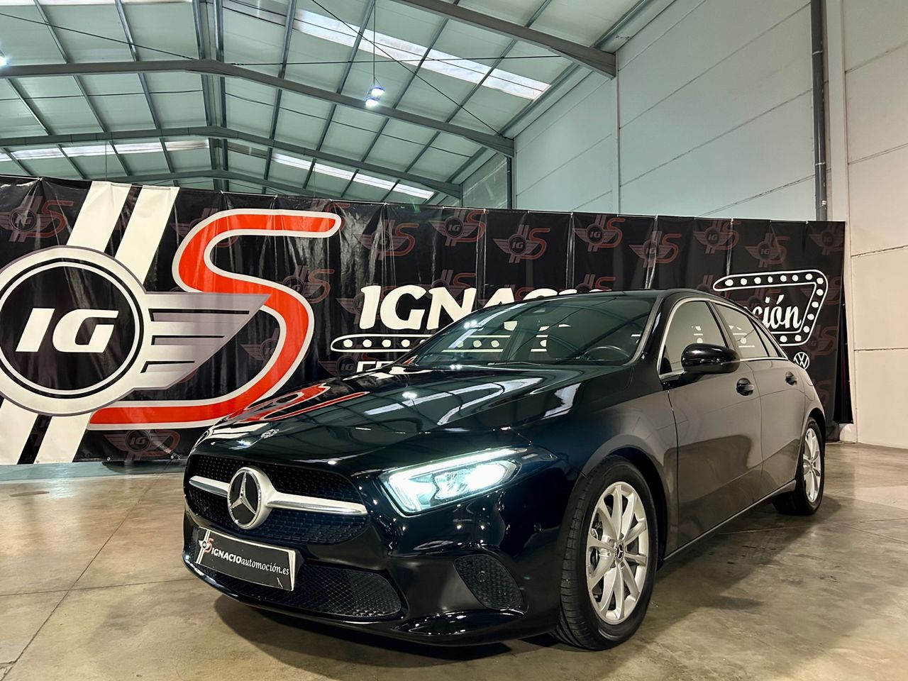 Mercedes Clase A 200d   - Foto 1