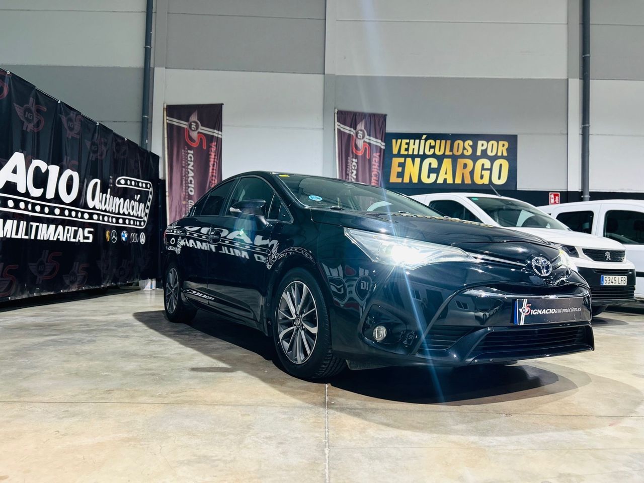 Toyota Avensis 2.0 D4D 150D Advance   - Foto 1