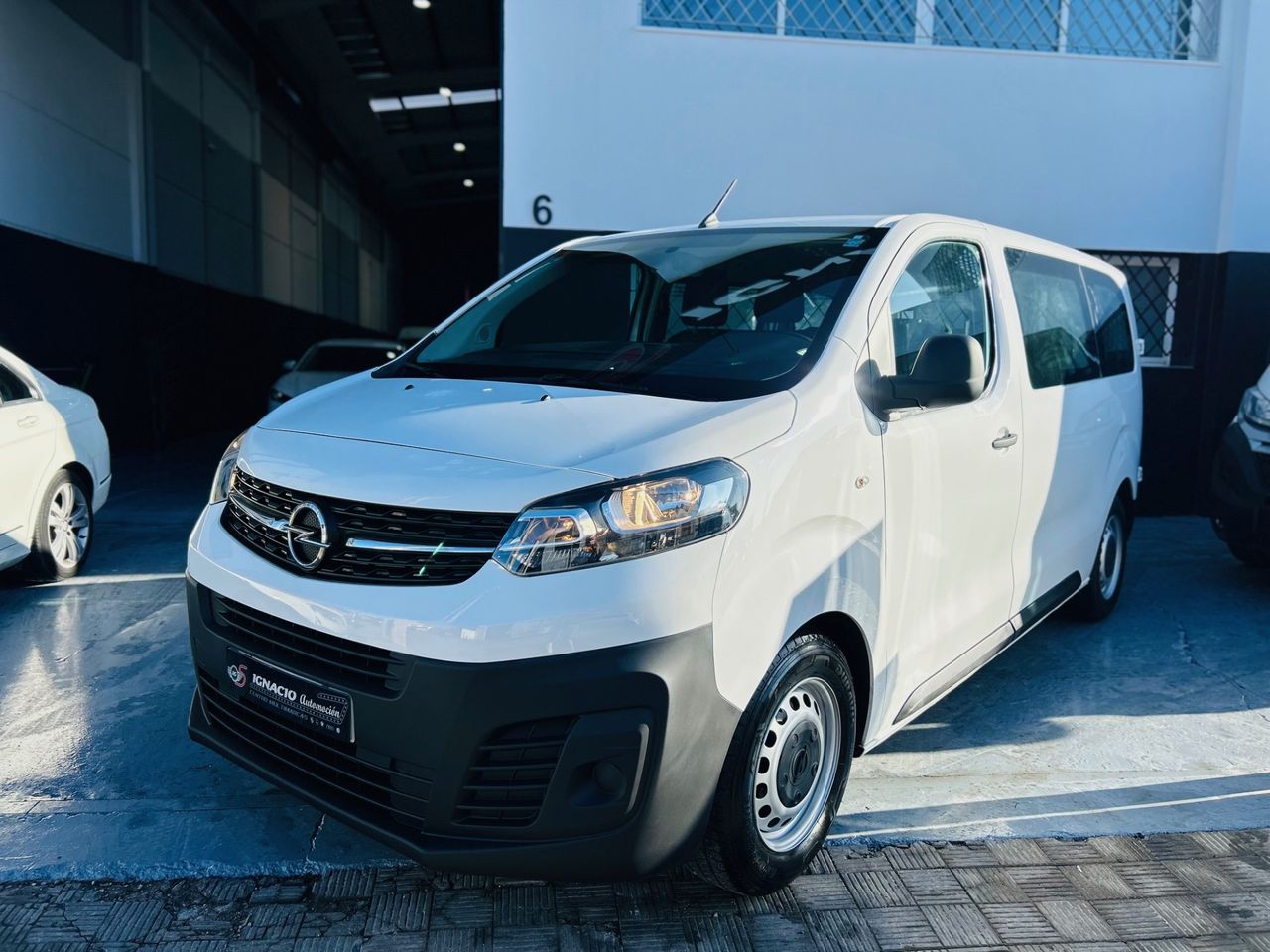 Opel Vivaro Combi 9 1.5 120 M Standard  - Foto 1