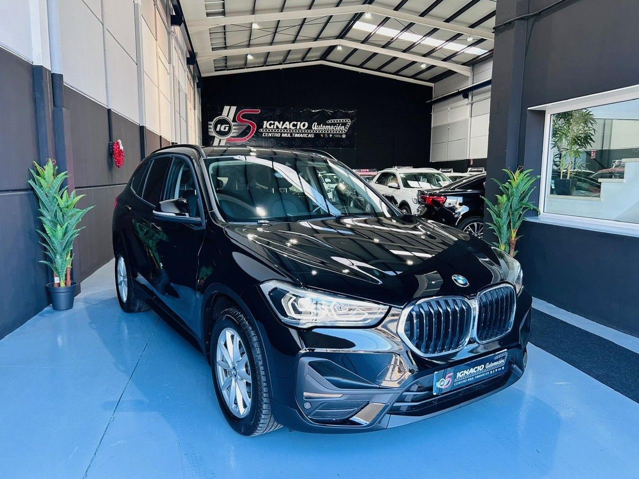 BMW X1 16d Sdrive  - Foto 1