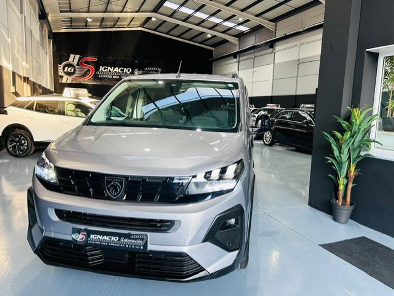 Peugeot Rifter 1.5 Blue Hdi Allure Pack  - Foto 1