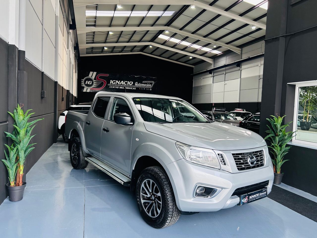 Nissan Navara 2.3dci Doble Cabina 4X4  - Foto 1