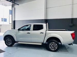 Nissan Navara 2.3dci Doble Cabina 4X4  - Foto 3