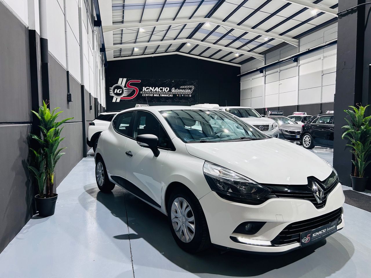 Renault Clio 1.5dci Business energy  - Foto 1