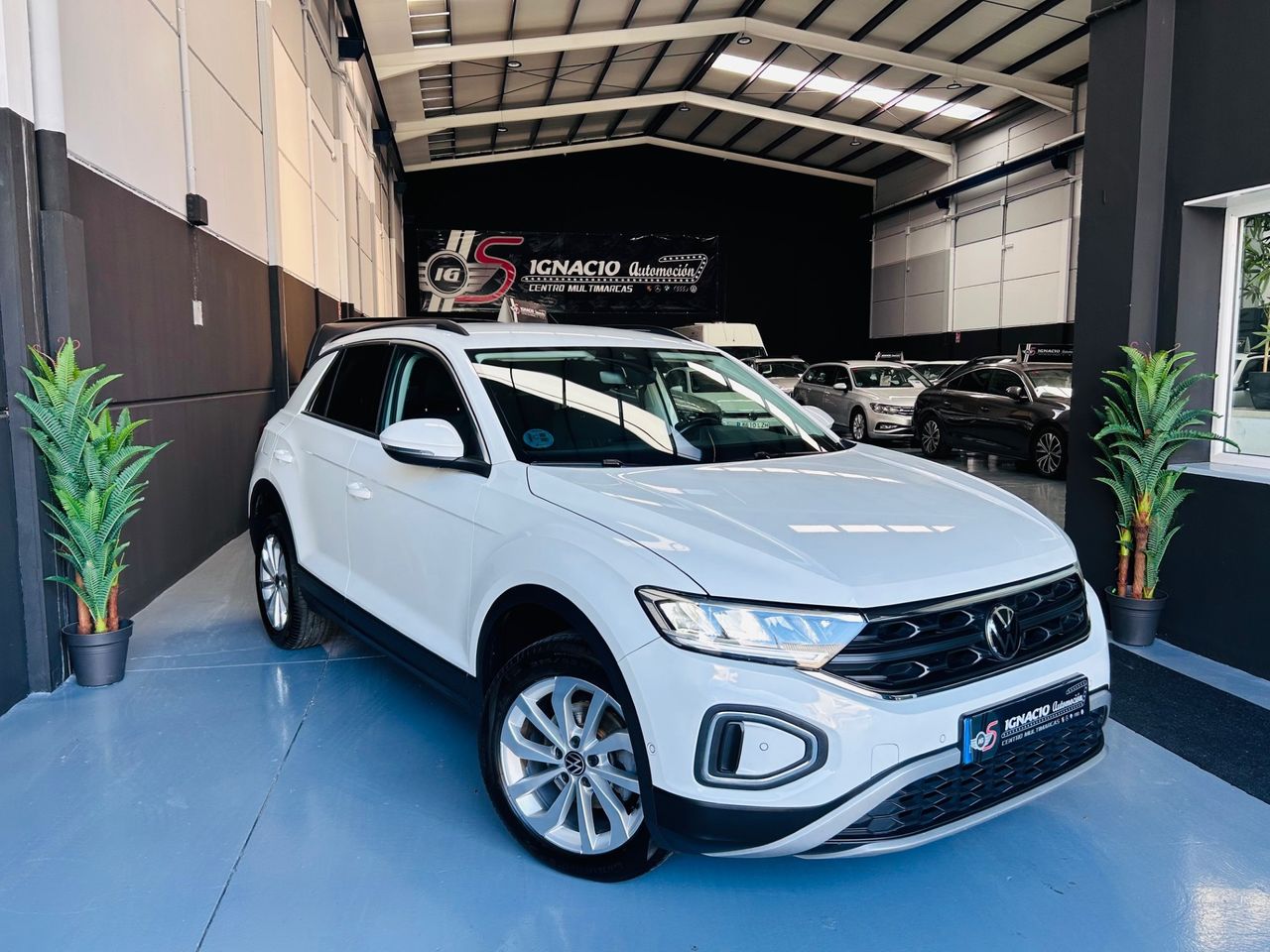 Volkswagen T-Roc Life 2.0 TDI 85 kW (115 CV)  - Foto 1
