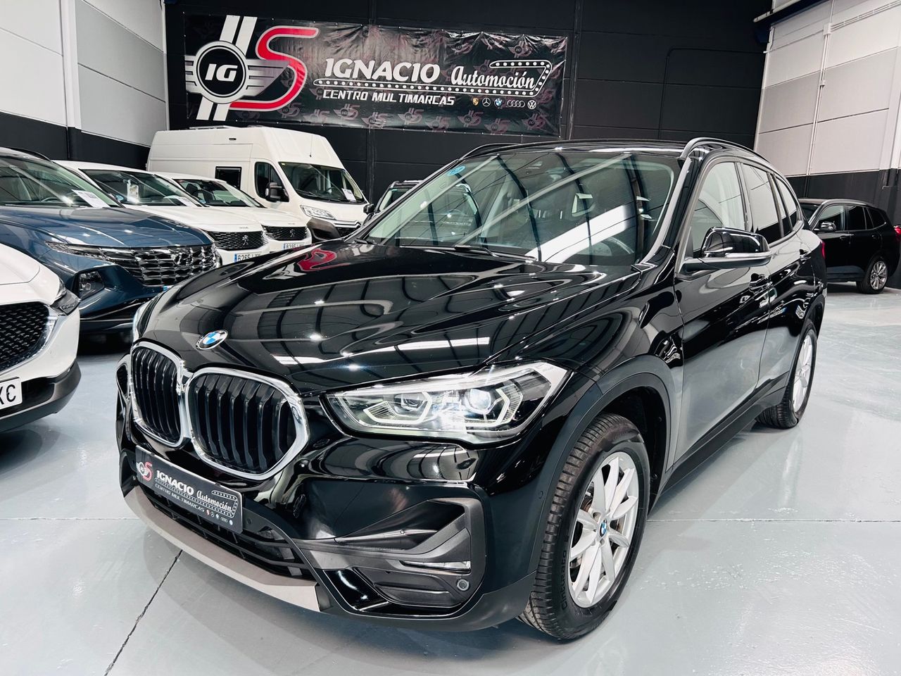 BMW X1 16d Sdrive  - Foto 1