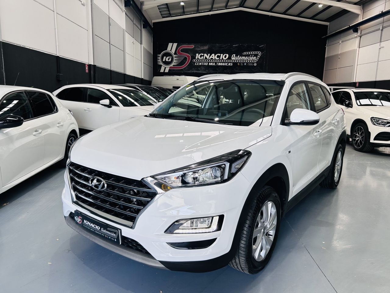 Hyundai Tucson 1.6CRDI Hybrid 48V SLE  - Foto 1
