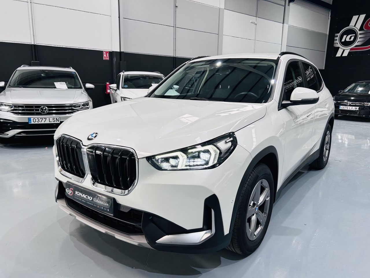 BMW X1 sDrive18d  - Foto 1