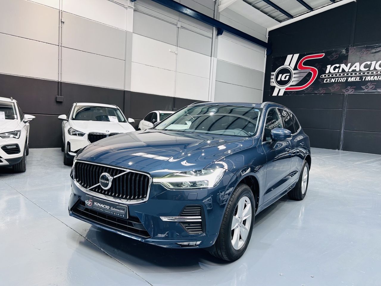 Volvo XC60 Momentum Pro B4 Diesel  - Foto 1