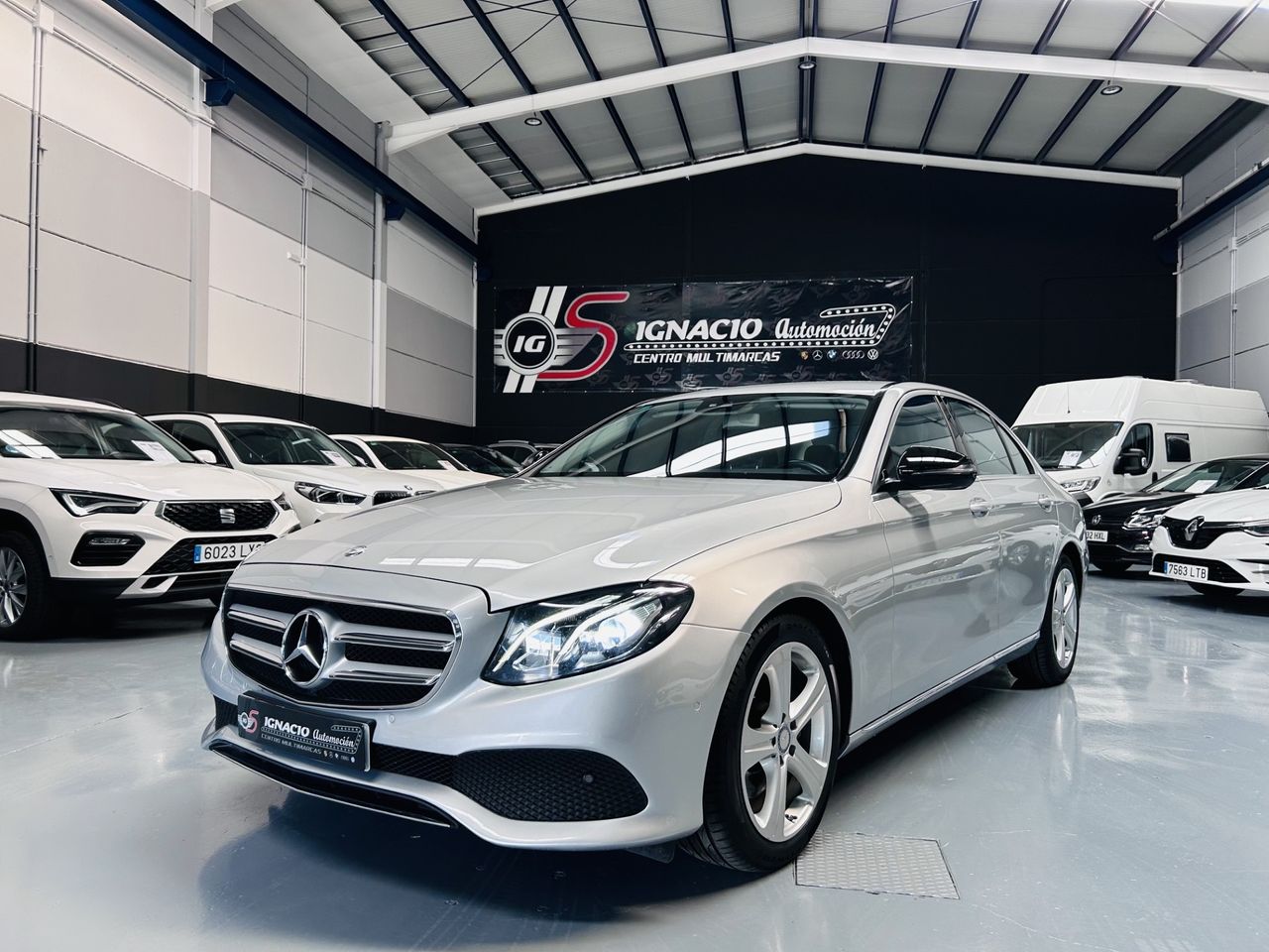 Mercedes Clase E E 220 d Berlina 9G-TRONIC  - Foto 1