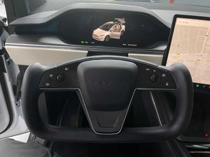Tesla Model X Plaid 1020hp Tri Motor Yoke 69.000 neto - Foto 22