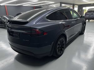 Tesla Model X Long Range Raven Plus 6p 45.300e neto - Foto 5