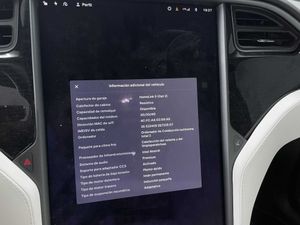 Tesla Model X Long Range Raven Plus 6p 45.300e neto - Foto 13