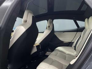 Tesla Model S Long Range Raven 29.700 neto - Foto 9