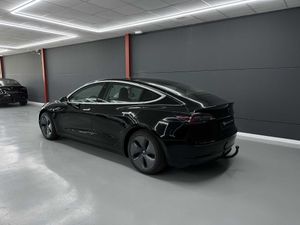 Tesla Model 3 Long Range Dual Motor 18.900€ neto - Foto 4