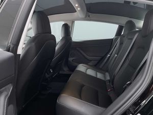 Tesla Model 3 Standard Range Plus RWD 22.700e neto - Foto 8