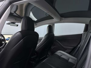 Tesla Model 3 Long Range Dual Motor 24.680€ neto - Foto 9