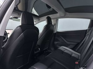 Tesla Model 3 Standard Range Plus RWD - Foto 9