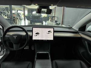 Tesla Model 3 Standard Range Plus RWD LFP - Foto 10