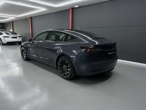 Tesla Model 3 Dual Motor Performance 30.490e neto - Foto 4