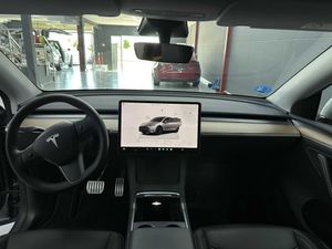 Tesla Model Y Performance Dual Motor 33.800 neto FSD - Foto 11