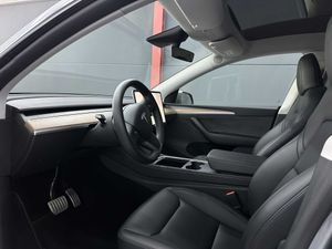 Tesla Model Y Performance Dual Motor 33.800 neto FSD - Foto 9