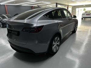 Tesla Model Y RWD - Foto 5