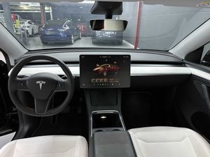 Tesla Model Y Long Range Dual Motor Dual Motor Gran Autonomía - Foto 10