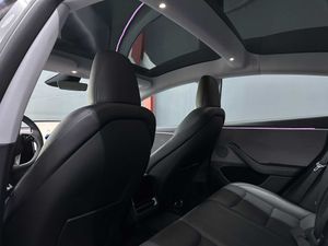 Tesla Model 3 RWD Highland 24.750e neto - Foto 9