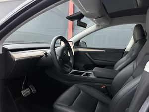 Tesla Model Y Performance Dual Motor 32.800 neto FSD - Foto 9