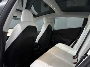 Tesla Model 3 Dual Motor Performance EAP 28.800e neto - Foto 10