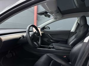 Tesla Model 3 Long Range Dual Motor FSD 19.400€ neto - Foto 8