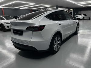 Tesla Model Y RWD 25.200e neto - Foto 5