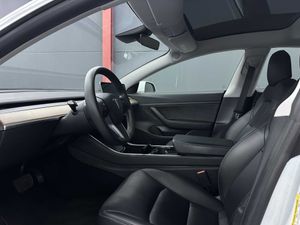 Tesla Model 3 Standard Range Plus RWD 18.100e neto - Foto 9