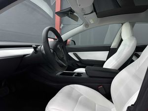 Tesla Model 3 Long Range Dual Motor FSD 23.880€ neto - Foto 8