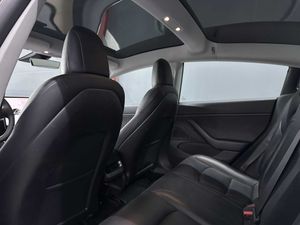 Tesla Model 3 Standard Range Plus RWD 16.440e neto - Foto 8