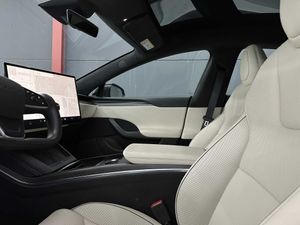 Tesla Model S Plaid 1020hp Tri Motor EAP 61.000e neto - Foto 8