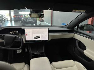 Tesla Model S Plaid 1020hp Tri Motor EAP 61.000e neto - Foto 9