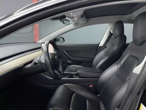 Tesla Model 3 Standard Range Plus RWD 19.400e neto - Foto 9