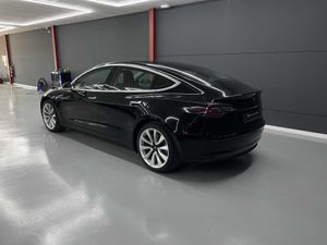 Tesla Model 3 Standard Range Plus RWD 19.400e neto - Foto 4