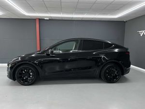 Tesla Model Y Long Range Dual Motor EAP 29.600€ neto - Foto 4