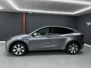 Tesla Model Y Long Range Dual Motor 32.150€ neto - Foto 3