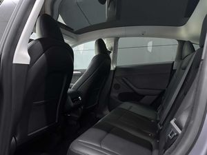Tesla Model Y Performance Dual Motor 34.600 neto EAP - Foto 9