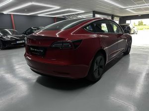 Tesla Model 3 Standard Range Plus RWD bateria LFP 21.950e neto - Foto 5