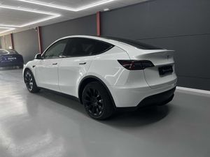 Tesla Model Y Long Range Dual Motor 28.840€ neto - Foto 4