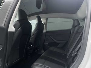 Tesla Model Y Long Range Dual Motor 28.840€ neto - Foto 10