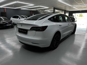 Tesla Model 3 Standard Range Plus RWD bateria LFP 21.900e neto - Foto 5