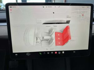 Tesla Model Y Long Range Dual Motor EAP 34.600€ neto - Foto 15
