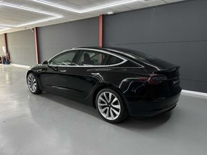 Tesla Model 3 Standard Range Plus RWD FSD 19.400e neto - Foto 4
